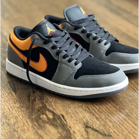 New Nike Air Jordan 1 Low SE Light Graphite Vivid Orange - Picture 7 of 10